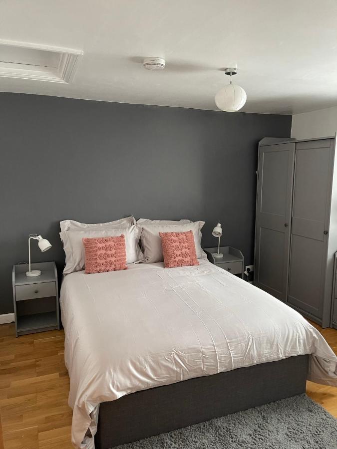 Modern Apartment In Trendy Dalston London Eksteriør billede